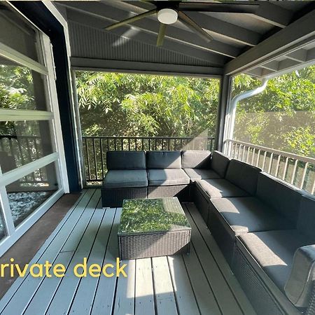 Normalbnb - 2 Blocks From Restaurants, Bars, Hospital Athens Zewnętrze zdjęcie